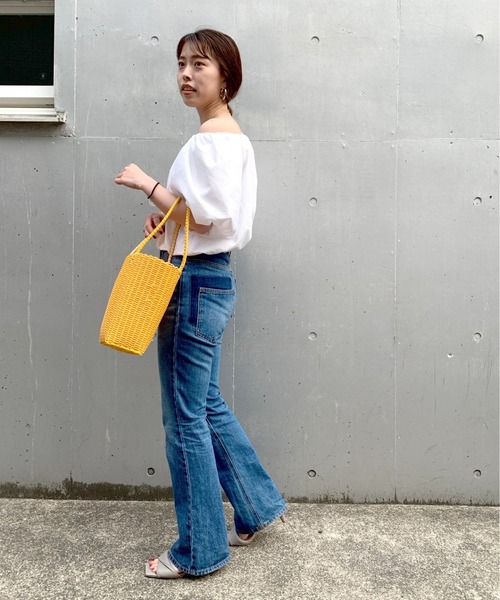 SHENERY（シーナリー）の「ボリュームショートブラウス（シャツ/ブラウス・レディース・グレー/オフホワイト・FREE）」の11枚目の写真