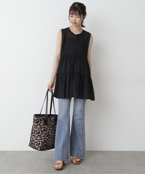 FREE'S MART（フリーズマート）の「◆シアーティアードノースリーブブラウス（シャツ/ブラウス・レディース・ブラック/ホワイト/カーキ・FREE）」の4枚目の写真