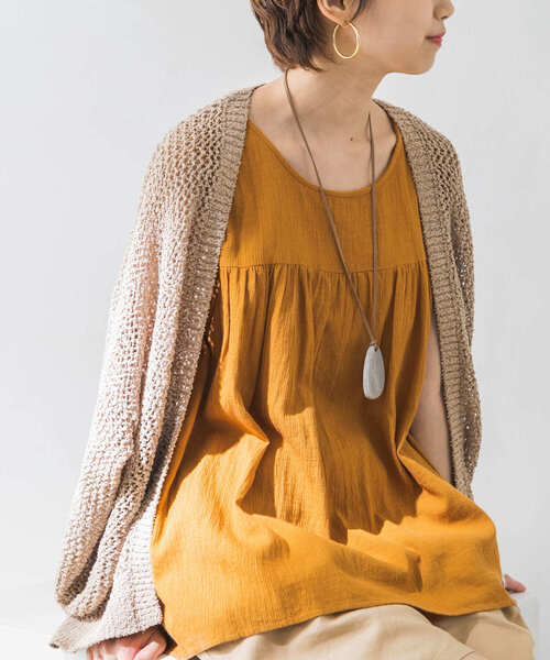 URBAN RESEARCH(アーバンリサーチ)の「楊柳ギャザーノースリーブブラウス(Tシャツ/カットソー・レディース・ブラック/オレンジ/アイボリー・FREE)」の17枚目の写真