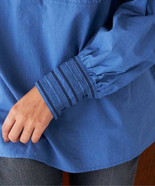 Auntie Rosa Holiday(アンティローザホリデー)の「スクエア刺繍ブラウス(シャツ/ブラウス・レディース・ブラック/ブルー/グリーン・FREE)」の5枚目の写真