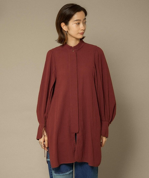 KBF（ケイビーエフ）の「スタンドネックボリュームスリーブシャツ（シャツ/ブラウス・レディース・ブラック/アイボリー/ボルドー・ONE）」の9枚目の写真