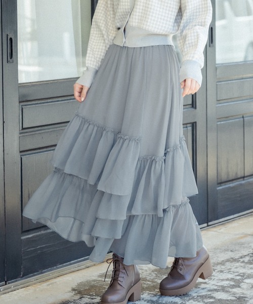 OLIVE des OLIVE(オリーブデオリーブ)の「ランダムティアードスカート(スカート・レディース・オフホワイト/サックスブルー/ライトブラウン・FREE)」の3枚目の写真