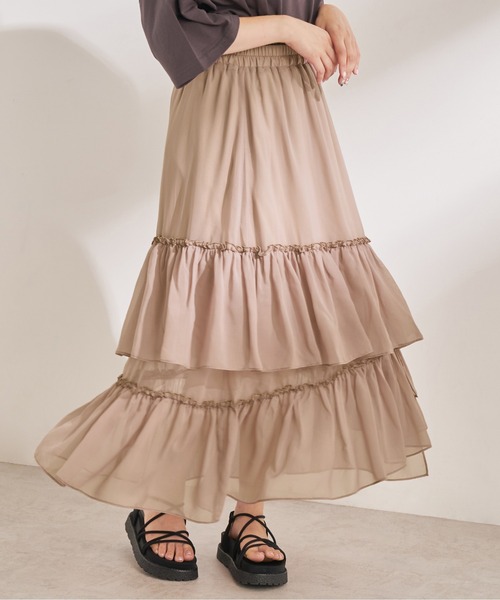 OLIVE des OLIVE(オリーブデオリーブ)の「ランダムティアードスカート(スカート・レディース・オフホワイト/サックスブルー/ライトブラウン・FREE)」の1枚目の写真