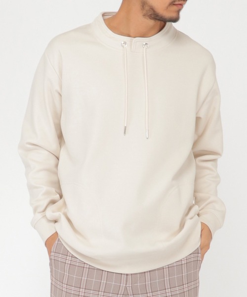 ikka(イッカ)の「清潔ルーイカラープルオーバー(スウェット・メンズ・オフホワイト/チャコールグレー/ブラック/ブルー/ブラウン・S/M/L/XL)」の2枚目の写真