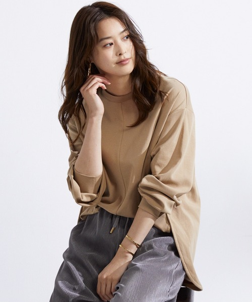 SAISON DE PAPILLON(セゾンドパピヨン)の「ビッグシルエットラウンドネックカットソー(Tシャツ/カットソー・レディース・ベージュ/ブラック/ホワイト/チャコール・M/L/S)」の7枚目の写真