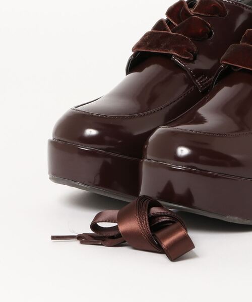 Allamanda(アラマンダ)の「2WAYリボンボリュームパンプス(パンプス・レディース・ブラック/ブラウン・M/L)」の5枚目の写真