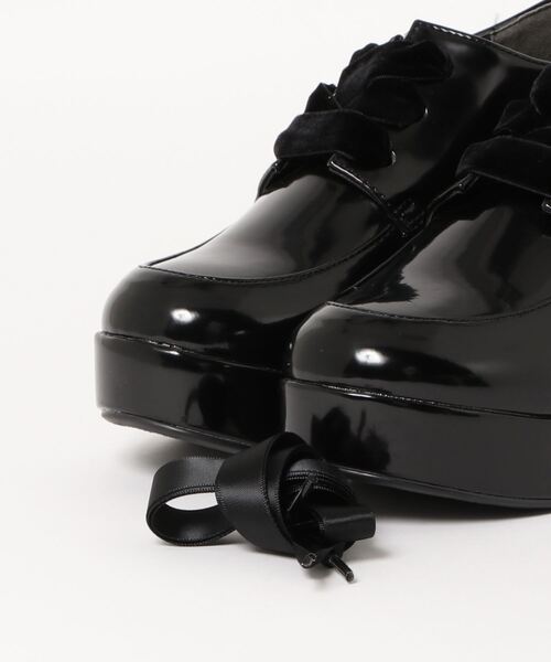 Allamanda(アラマンダ)の「2WAYリボンボリュームパンプス(パンプス・レディース・ブラック/ブラウン・M/L)」の6枚目の写真