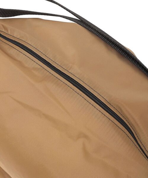 MELO（メロ）の「MELO:3WAY バッグ（バックパック/リュック・レディース・ブラック/ベージュ・ONE SIZE）」の7枚目の写真