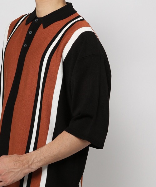 niko and...(ニコアンド)の「半袖ニット(ニット/セーター・メンズ・ブラウン・MEDIUM)」の9枚目の写真