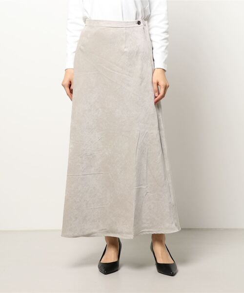 Lugnoncure（ルノンキュール）の「微光沢ナロースカート（スカート・レディース・グレー/ブルー/チャコール・MEDIUM/LARGE）」の6枚目の写真