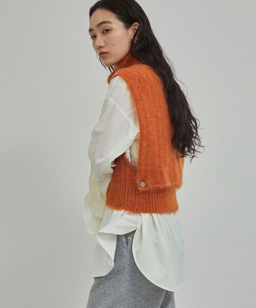 CITY TOKYO(シティトウキョウ)の「モヘアウールタートルニットベスト(ベスト・レディース・オレンジ/ブルー・FREE)」の18枚目の写真