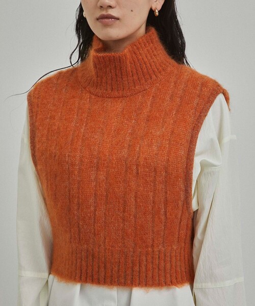 CITY TOKYO(シティトウキョウ)の「モヘアウールタートルニットベスト(ベスト・レディース・オレンジ/ブルー・FREE)」の3枚目の写真