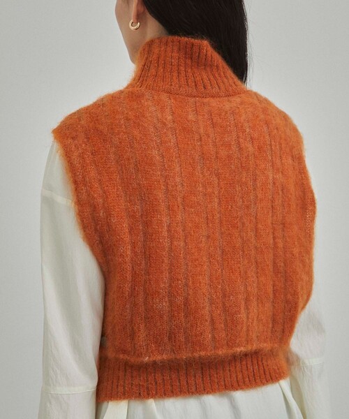 CITY TOKYO(シティトウキョウ)の「モヘアウールタートルニットベスト(ベスト・レディース・オレンジ/ブルー・FREE)」の5枚目の写真