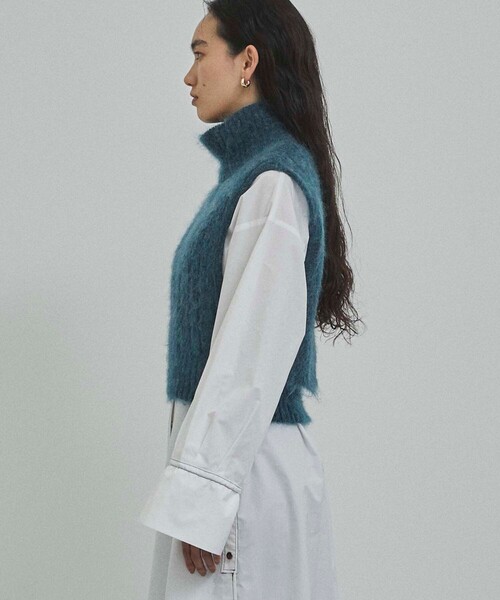 CITY TOKYO(シティトウキョウ)の「モヘアウールタートルニットベスト(ベスト・レディース・オレンジ/ブルー・FREE)」の8枚目の写真