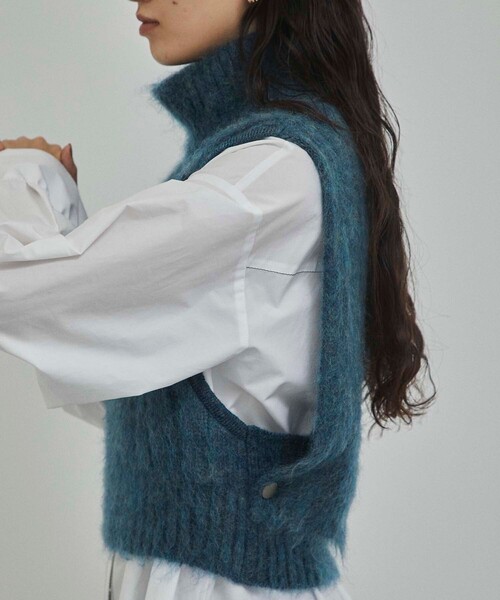 CITY TOKYO(シティトウキョウ)の「モヘアウールタートルニットベスト(ベスト・レディース・オレンジ/ブルー・FREE)」の11枚目の写真