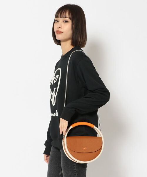 NaNa-NaNa（ナナナナ）の「nana-nana/ナナナナ/HOOP (RECYCLED LEATHER)（ショルダーバッグ・レディース・ブラック/アイボリー/キャメル・FREE）」の3枚目の写真