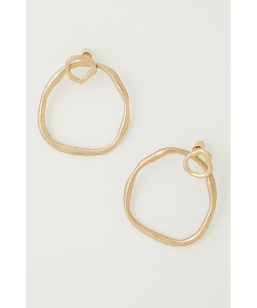 rienda（リエンダ）の「2ラウンドピアス（ピアス（両耳用）・レディース・ゴールド・FREE）」の2枚目の写真
