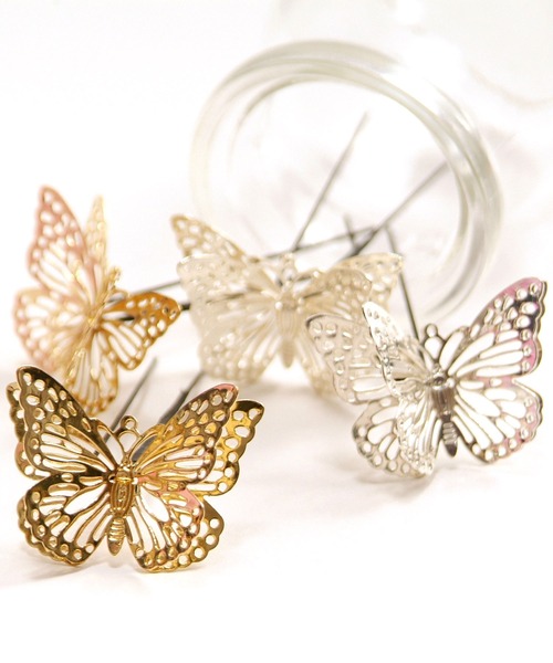 kimonomachi（キモノマチ）の「Uピン髪飾り  蝶々 振袖髪飾り 袴 卒業式 成人式　浴衣　髪飾り成人式　ヘアアクセサリー　蝶髪飾り（和装小物・レディース・シルバー/ゴールド・ONE SIZE）」の7枚目の写真