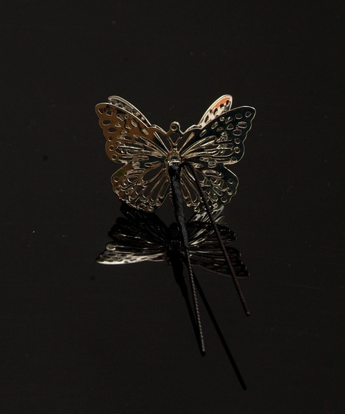 kimonomachi（キモノマチ）の「Uピン髪飾り  蝶々 振袖髪飾り 袴 卒業式 成人式　浴衣　髪飾り成人式　ヘアアクセサリー　蝶髪飾り（和装小物・レディース・シルバー/ゴールド・ONE SIZE）」の10枚目の写真