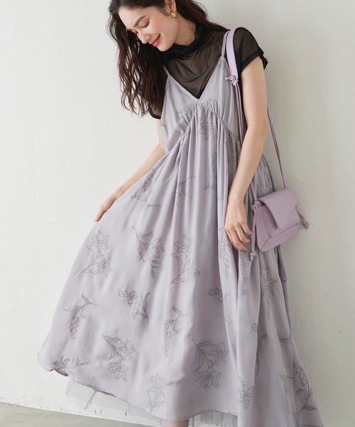 LA BELLE ETUDE(ラベルエチュード)の「鈴蘭×百合刺繍キャミワンピース(ワンピース・レディース・ライトパープル・FREE)」の20枚目の写真