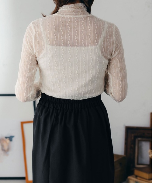 fupel（フぺル）の「シアーハイネック柄トップス（Tシャツ/カットソー・レディース・チャコールグレー/ダークブラウン/アイボリー・FREE）」の9枚目の写真