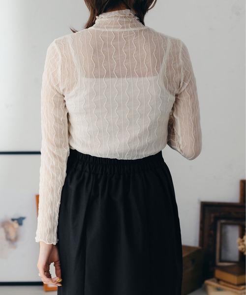 fupel（フぺル）の「シアーハイネック柄トップス（Tシャツ/カットソー・レディース・チャコールグレー/ダークブラウン/アイボリー・FREE）」の10枚目の写真