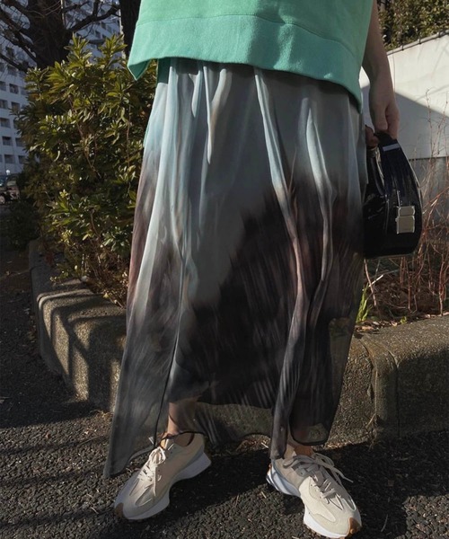 Ameri（アメリ）の「SULLY SHEER FLARED SKIRT（スカート）」 - WEAR