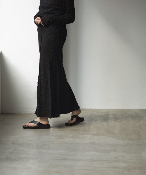 marjour（マージュール）の「CREPE LONG SKIRT（スカート・レディース・ブラック/オフホワイト・M）」の19枚目の写真