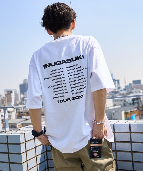 PUBLUX(パブリュクス)の「【Sequence/シークエンス】 INUGASUKIBANDSST/ユニセックス/グラフィックTシャツ/(Tシャツ/カットソー・メンズ・ホワイト/ブラック/ブラウン・SMALL/MEDIUM/LARGE/X-LARGE)」の4枚目の写真