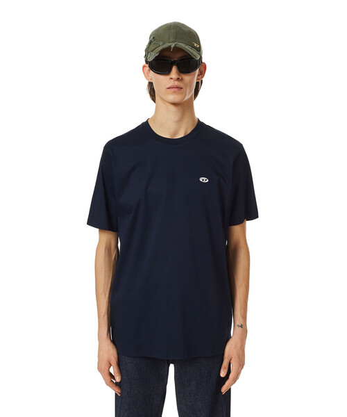 DIESEL(ディーゼル)の「メンズ Tシャツ ワンポイント サステナブル(Tシャツ/カットソー・メンズ・ホワイト/ネイビー/ブラック・MEDIUM/LARGE/X-LARGE/XX-LARGE/X-SMALL/XXX-LARGE/SMALL)」の15枚目の写真