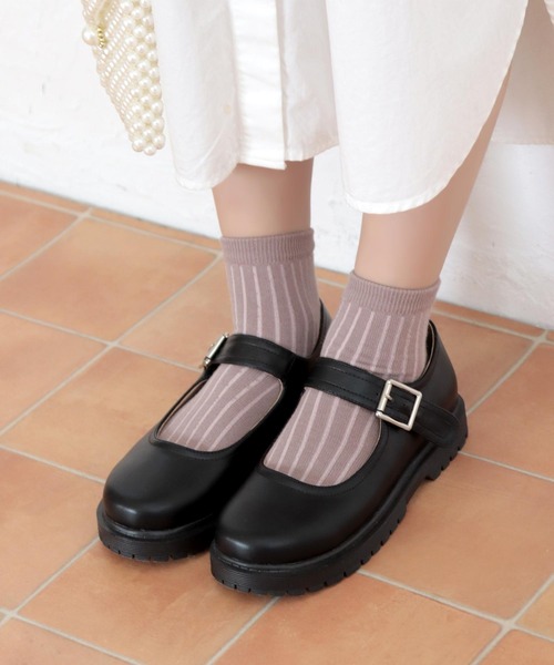 SOROTTO(ソロット)の「ストラップ 軽量厚底 タンクソールのフォーマルパンプス ◆(パンプス・キッズ・ブラック/ブラック系その他・23.0cm/24.0cm/22.0cm/21.0cm)」の4枚目の写真