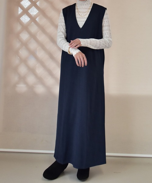 Coo+i(クーイ)の「2wayバックスリットVネックワンピース(ワンピース・レディース・グレー/テラコッタ/ブラック/ネイビー/ベージュ/キャメル/カーキ/モカ・L/M)」の7枚目の写真
