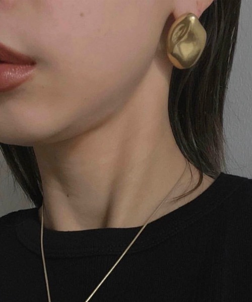 Ameri（アメリ）の「STONE LIKE ASYMMETRY PIERCE（ピアス（両耳用）・レディース・シルバー/ゴールド・FREE）」の2枚目の写真