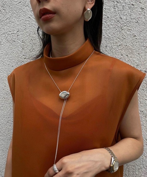 Ameri（アメリ）の「STONE LIKE ASYMMETRY PIERCE（ピアス（両耳用）・レディース・シルバー/ゴールド・FREE）」の3枚目の写真