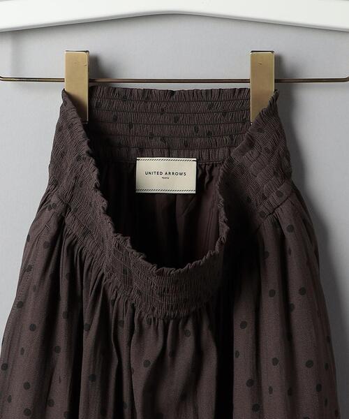 UNITED ARROWS(ユナイテッドアローズ)の「ドットプリント ギャザー ロングスカート(スカート・レディース・ブラック/ダークブラウン・36/38)」の17枚目の写真