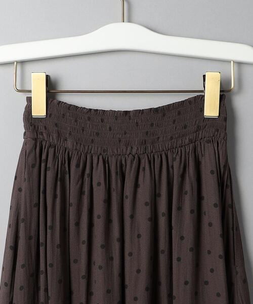 UNITED ARROWS(ユナイテッドアローズ)の「ドットプリント ギャザー ロングスカート(スカート・レディース・ブラック/ダークブラウン・36/38)」の18枚目の写真