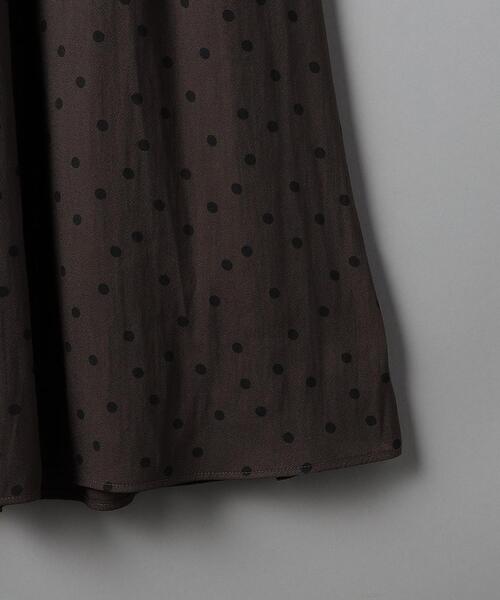 UNITED ARROWS(ユナイテッドアローズ)の「ドットプリント ギャザー ロングスカート(スカート・レディース・ブラック/ダークブラウン・36/38)」の16枚目の写真