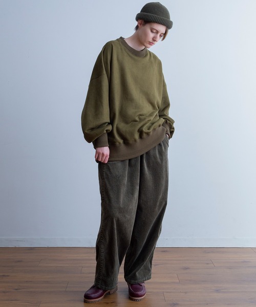 Universal Style Wear(ユニバーサルスタイルウェア)の「Universal Style Wear ライヤー ルーズ クルーネック(スウェット・メンズ・グレー/黄土色系/ブラック/カーキ/ブルーグレー・LARGE/X-LARGE/MEDIUM)」の11枚目の写真