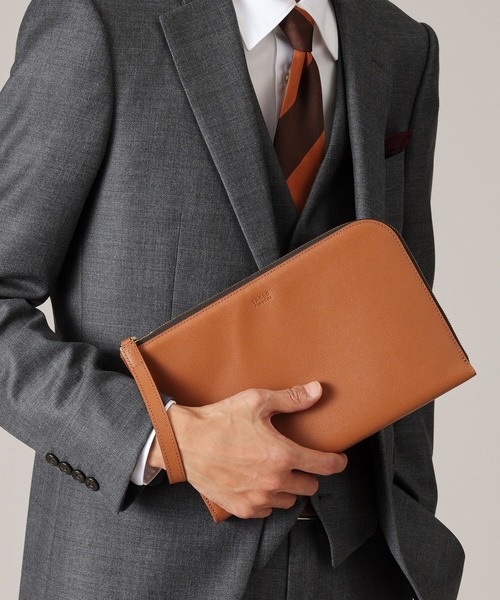 TAKEO KIKUCHI（タケオキクチ）の「【ベーシック】レザー クラッチバッグ（クラッチバッグ・メンズ・ネイビー/ブラック/ブラウン系/ブラック系・00）」の17枚目の写真