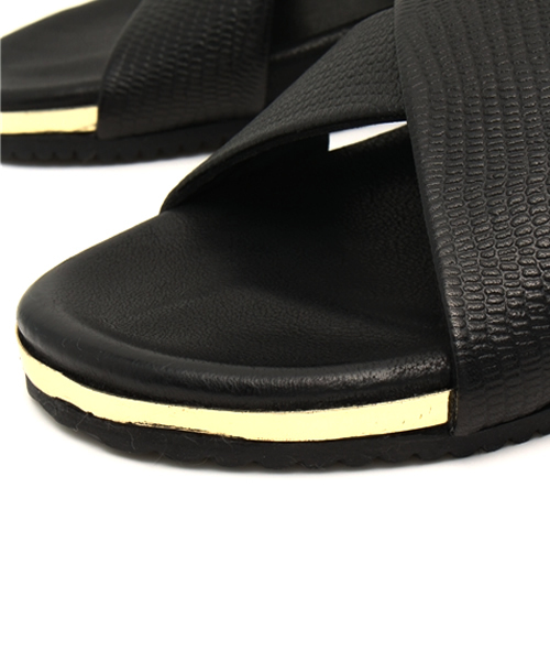 LE TALON（ルタロン）の「◆Le Talon GRISE ◆ ◇レザークロスフラットサンダル（サンダル・レディース・ブラック・38/36/37/35）」の7枚目の写真