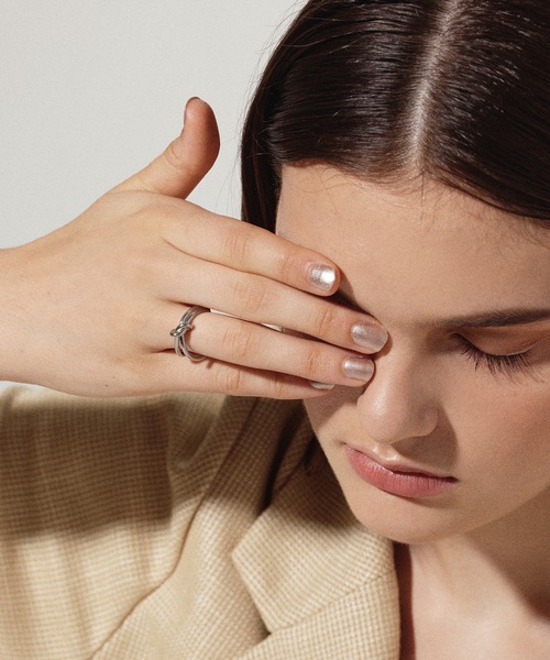 CENE（セネ）の「【CENE】セネ/ ノットスリムリング（リング・レディース・シルバー/ゴールド・#13/#9/#11）」の6枚目の写真