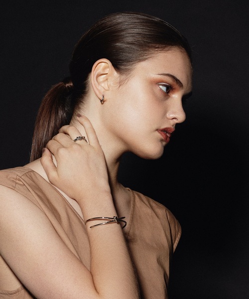 CENE（セネ）の「【CENE】セネ/ ノットスリムリング（リング・レディース・シルバー/ゴールド・#13/#9/#11）」の8枚目の写真