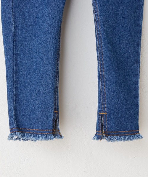 CIAOPANIC TYPY（チャオパニックティピー）の「【KIDS】裾スリットデニムフリンジレギパン（デニムパンツ・キッズ・ネイビー/ブラック・M/L/S/XXL/XL）」の8枚目の写真