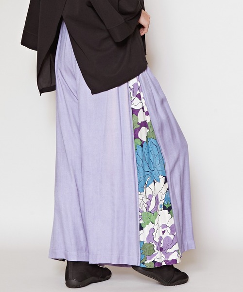 カヤ（カヤ）の「【カヤ】花ざかり八掛ワイドパンツ（その他パンツ・レディース・ブラック/グリーン/ダークネイビー/ライトパープル/ネイビー・FREE）」の5枚目の写真