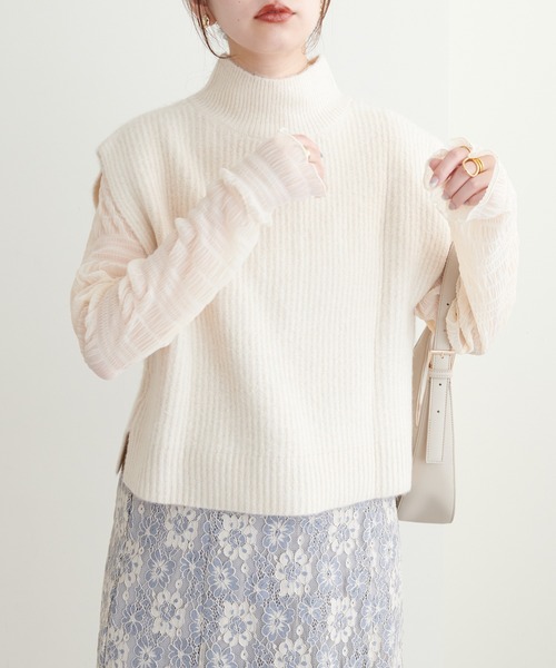 natural couture（ナチュラルクチュール）の「こなれたレイヤードスタイルに◎ハイネックハーフジップニットベスト（ベスト・レディース・ブラック/ベージュ/オフホワイト・FREE）」の20枚目の写真