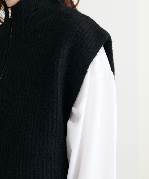 natural couture（ナチュラルクチュール）の「こなれたレイヤードスタイルに◎ハイネックハーフジップニットベスト（ベスト・レディース・ブラック/ベージュ/オフホワイト・FREE）」の19枚目の写真