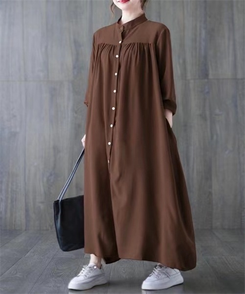 FREE STYLISTS（フリー スタイリスト）の「バンドカラーマキシ丈シャツワンピース（シャツワンピース・レディース・ブラック/グレー/ブラウン/ベージュ/ダークグリーン/ネイビー/ボルドー/ブルー・FREE）」の3枚目の写真