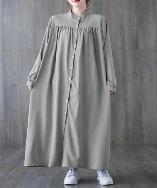 FREE STYLISTS（フリー スタイリスト）の「バンドカラーマキシ丈シャツワンピース（シャツワンピース・レディース・ブラック/グレー/ブラウン/ベージュ/ダークグリーン/ネイビー/ボルドー/ブルー・FREE）」の2枚目の写真