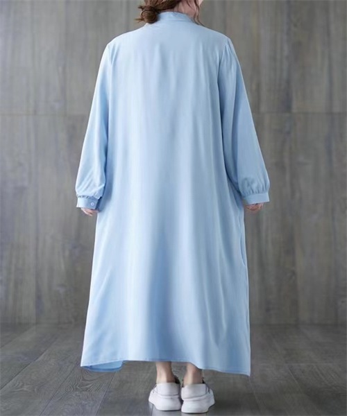 FREE STYLISTS（フリー スタイリスト）の「バンドカラーマキシ丈シャツワンピース（シャツワンピース・レディース・ブラック/グレー/ブラウン/ベージュ/ダークグリーン/ネイビー/ボルドー/ブルー・FREE）」の22枚目の写真