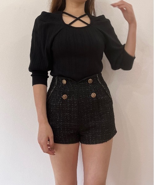 titty＆Co. PETIT（ティティアンドコープティ）の「【titty&Co.PETIT】ダブルボタンラメツイードショーパン（その他パンツ・レディース・ブラック・SMALL/MEDIUM）」の4枚目の写真